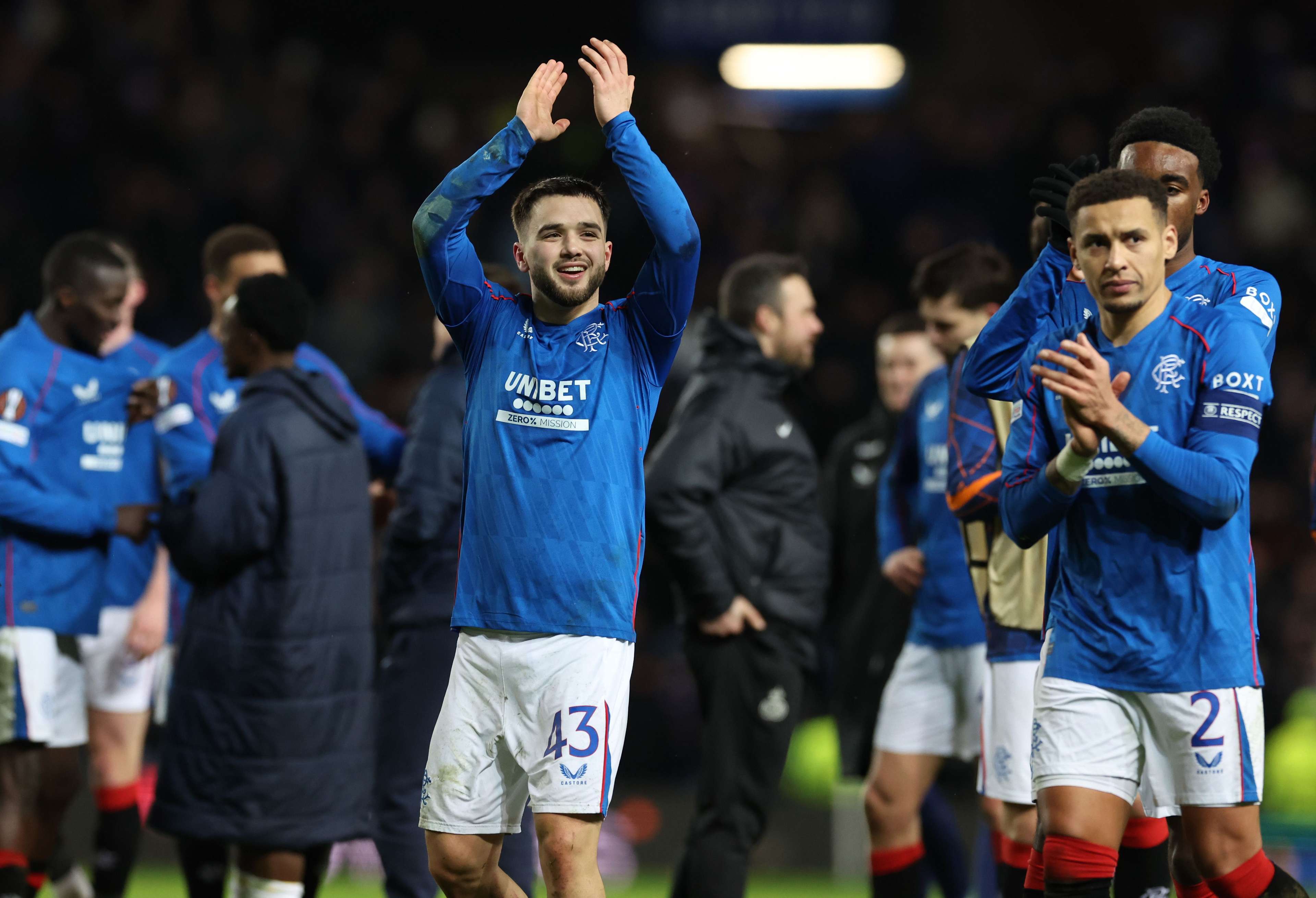 去追求夺冠 去追求夺冠